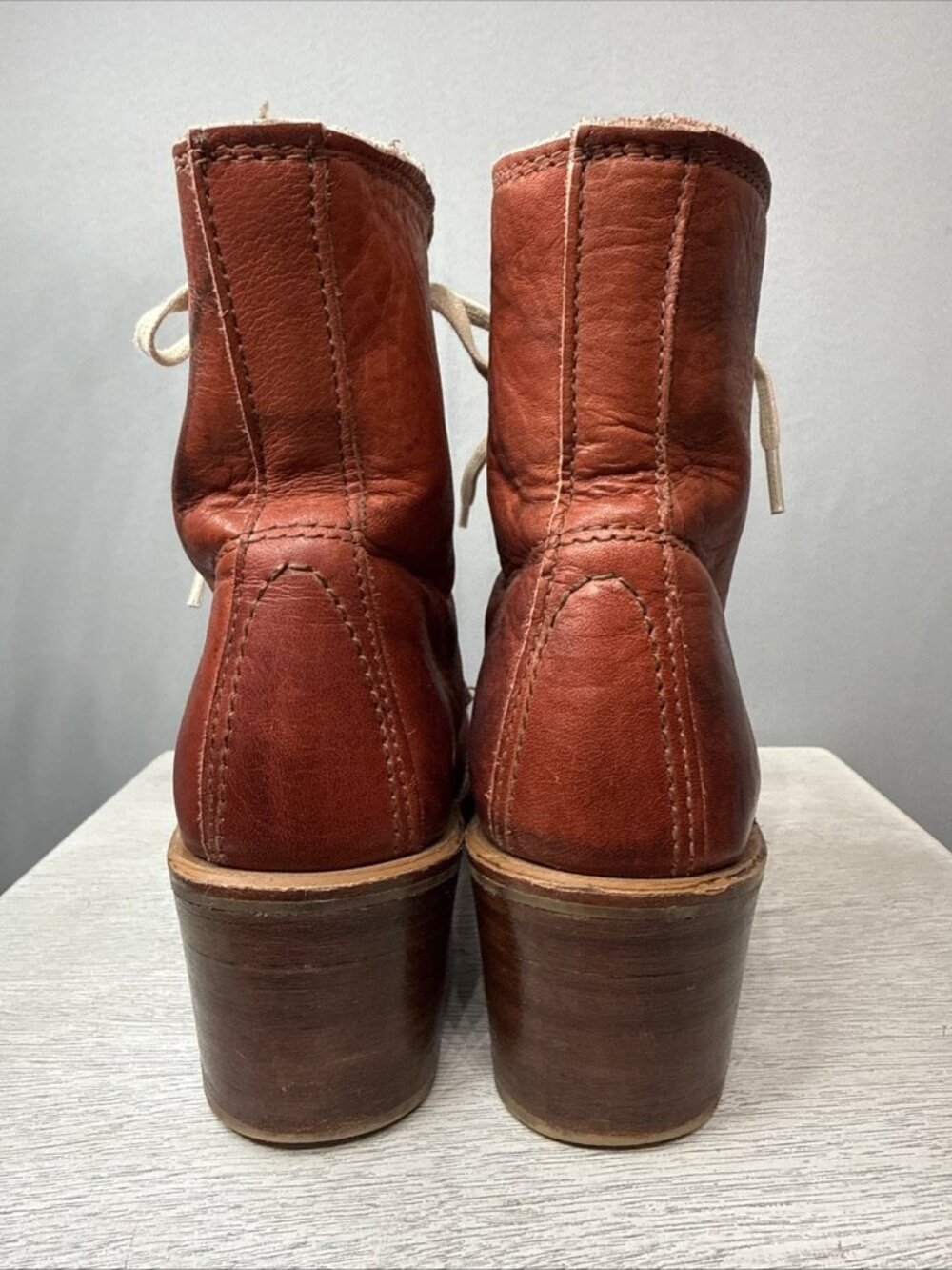 RARE Frye Women’s Sabrina 6G Lace Up Made In USA - 9.5 M. $480 - Picture 3 of 12